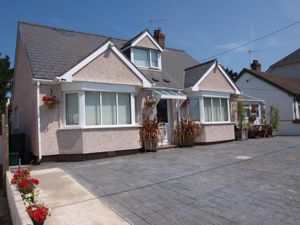 Coed Y Bryn Bed & Breakfast Cardigan Exterior photo
