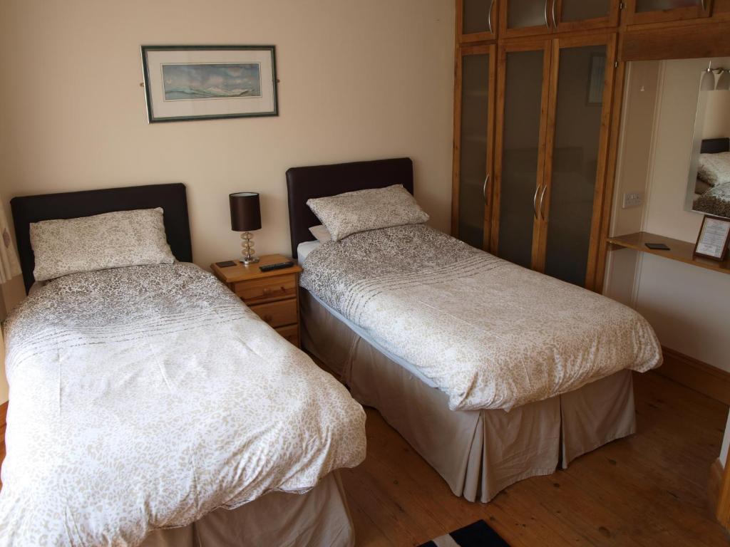 Coed Y Bryn Bed & Breakfast Cardigan Room photo
